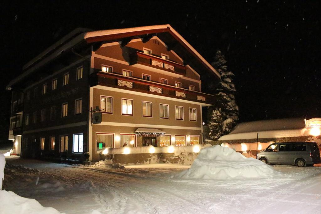 Hotel Kerschbaumer Russbach am Pass Gschuett Exterior photo